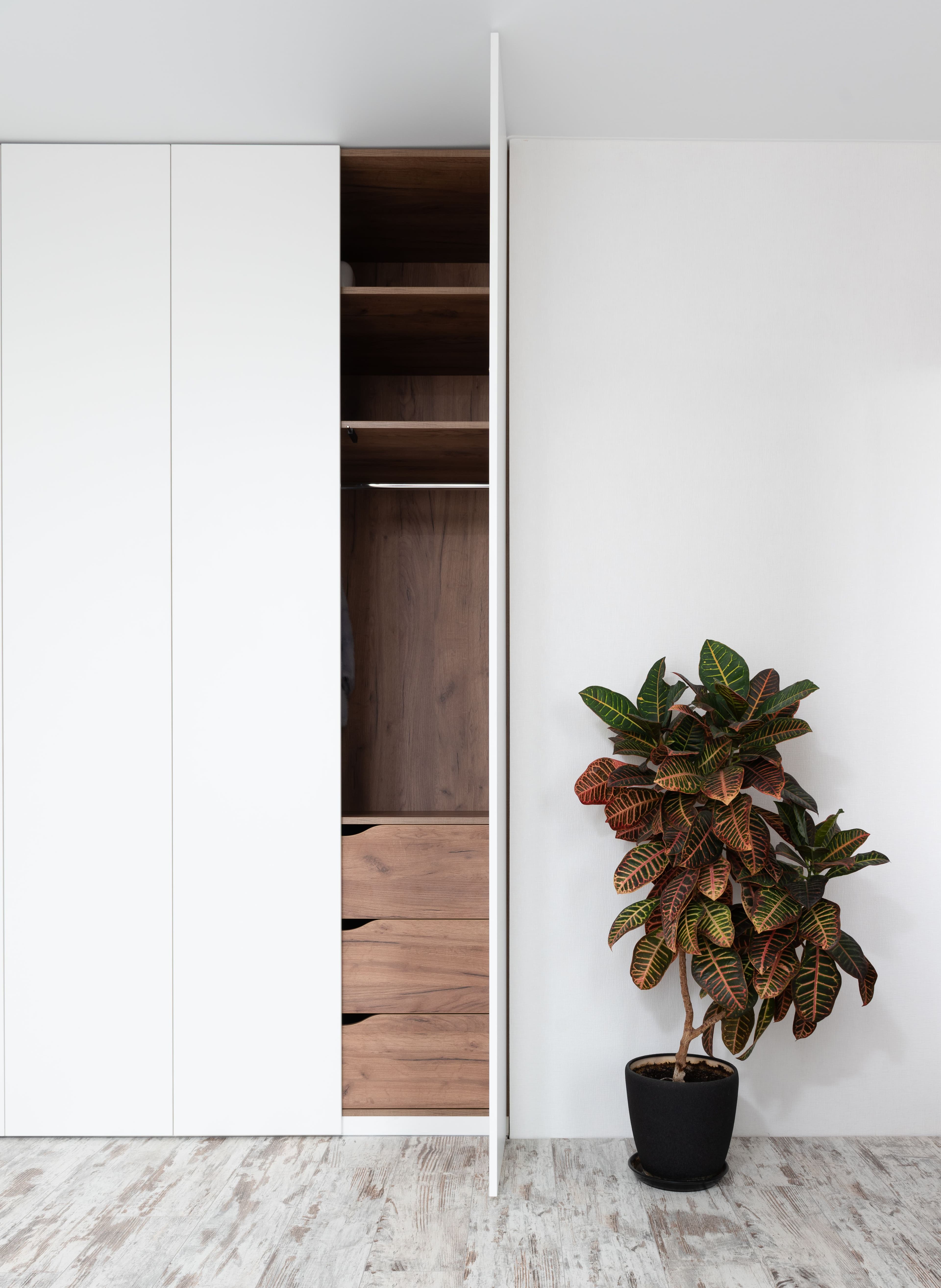 Oak Studio Classic Wardrobe 3